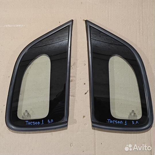 Стекло кабины глухое левое Нyundаi Тucsоn 1 JM
