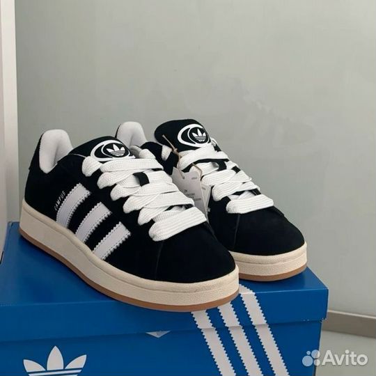 Кроссовки оптом