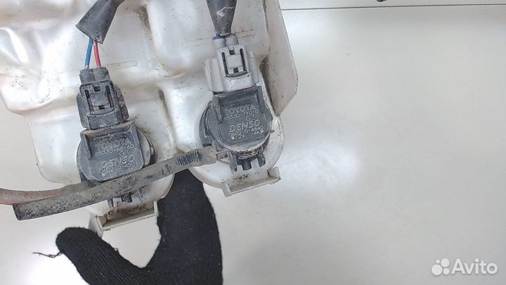 Бачок омывателя Toyota RAV 4, 2008
