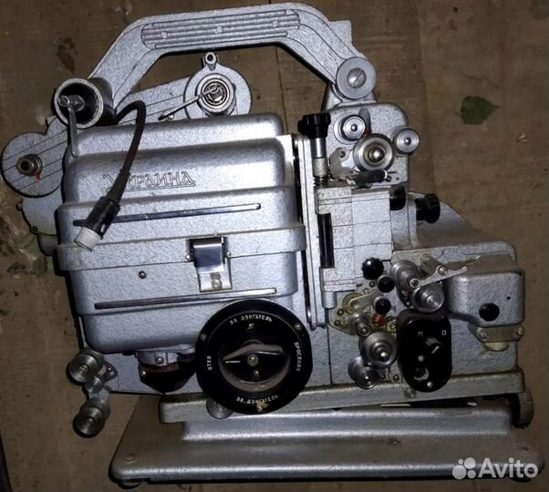 Кинопроектор 