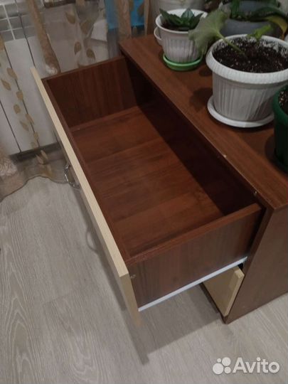 Тумба под тв угловая