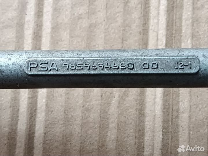 Тяга переднего стабилизатора Citroen Peugeot