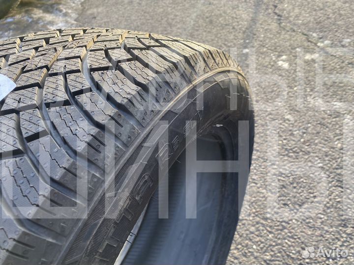 Nokian Tyres Hakkapeliitta R5 SUV 275/45 R20 110T