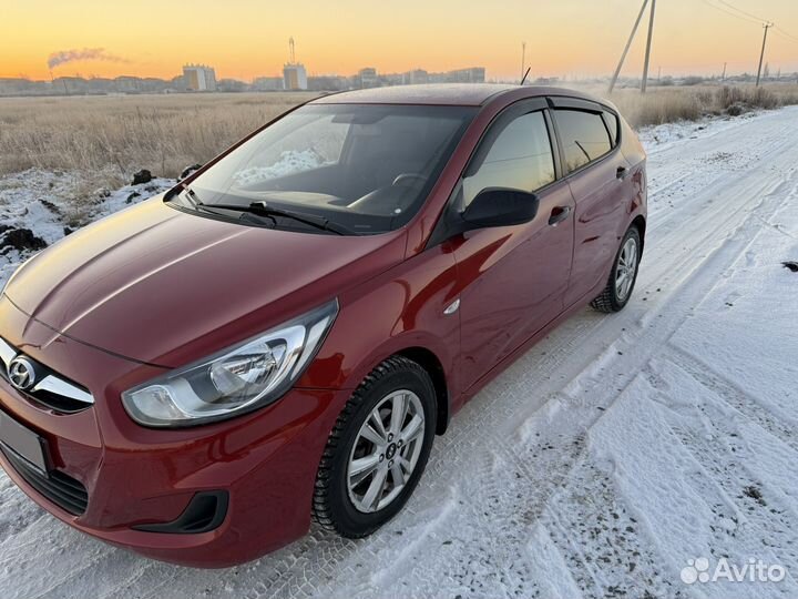 Hyundai Solaris 1.4 МТ, 2012, 217 000 км