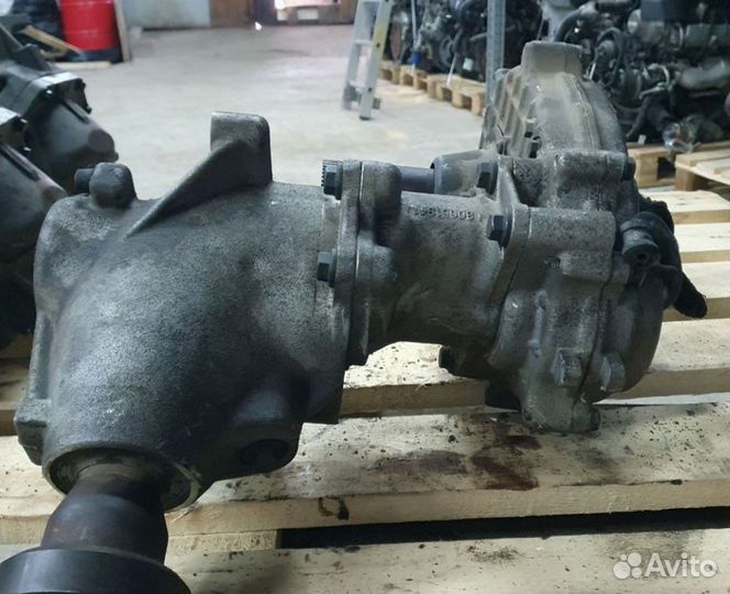 Коробка раздаточная на Volvo 30651665