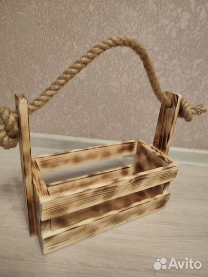 Деревянный ящик