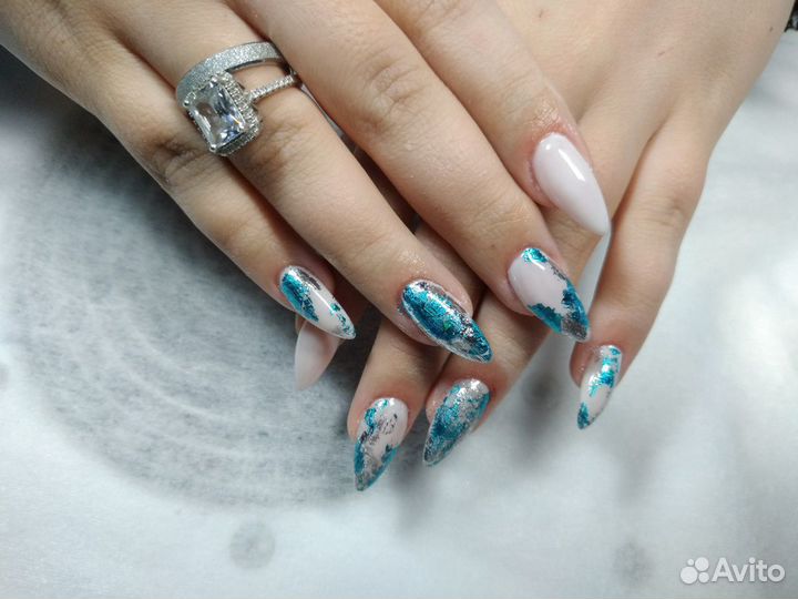 Наращивание ногтей