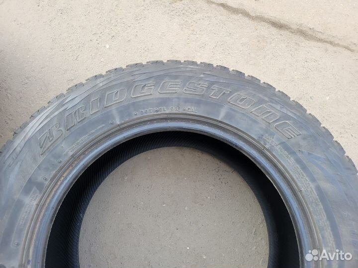 Bridgestone Blizzak Ice 245/65 R17 105