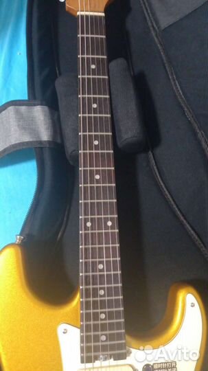 Электрогитара Mooer Gtrs S800 Gold