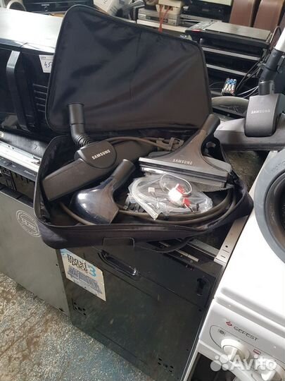 Пылесос Samsung sw17h9090h
