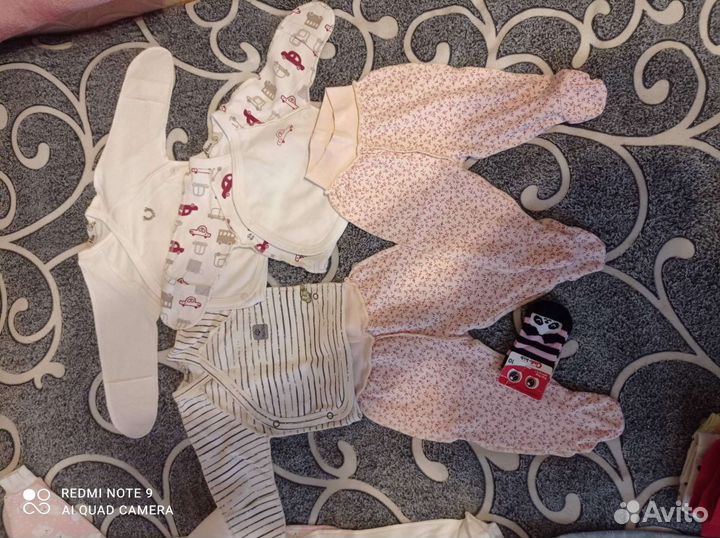 Продам пакет вещей 0-6 мес