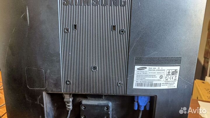 Монитор Samsung 920n