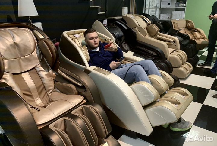 Массажное кресло новое Booker