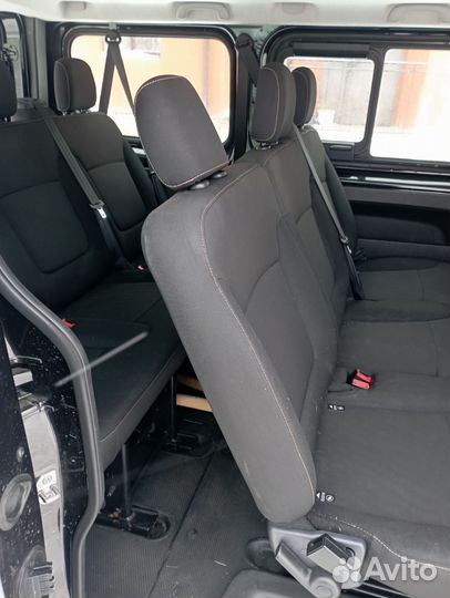 Перевозка людей на микроавтобусе