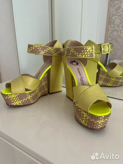 Продам брендовую обувь, одета 1-2 раза