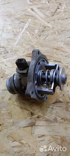 Корпус термостата BMW X5 2002