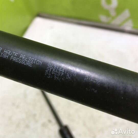 Амортизатор двери багажника Пежо 206