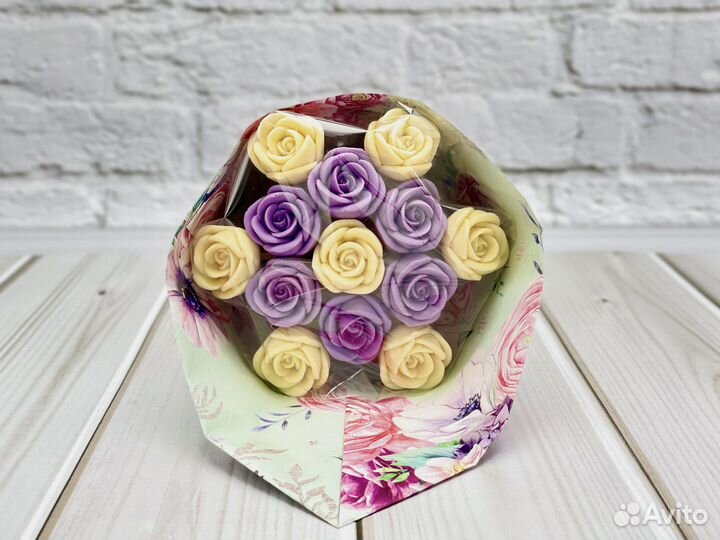 Розы из шоколада (белый шоколад)