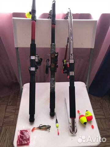 Набор большой для рыбалки удочки приманки крючки
