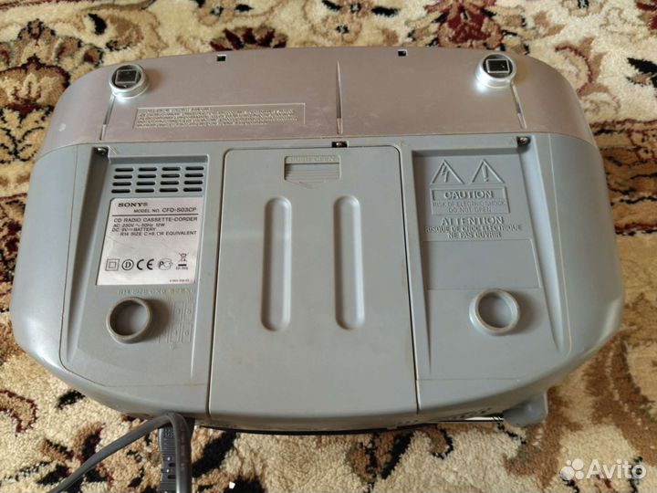 Магнитофон сони