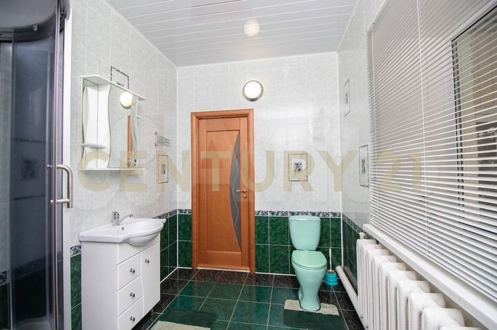 Дом 192,5 м² на участке 15,5 сот.