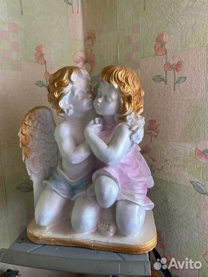 Статуэтка фигурка