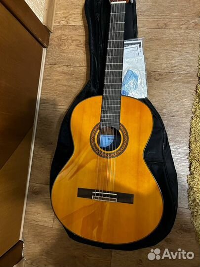 Классическая гитара yamaha c80