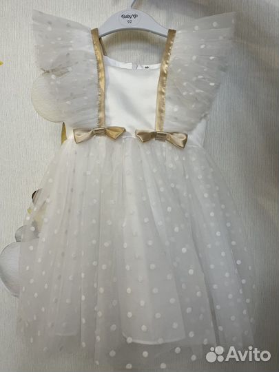 Нарядное платье на девочку 2-2,5 года