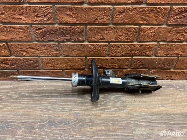 Амортизатор передний левый Vaz LADA Vesta