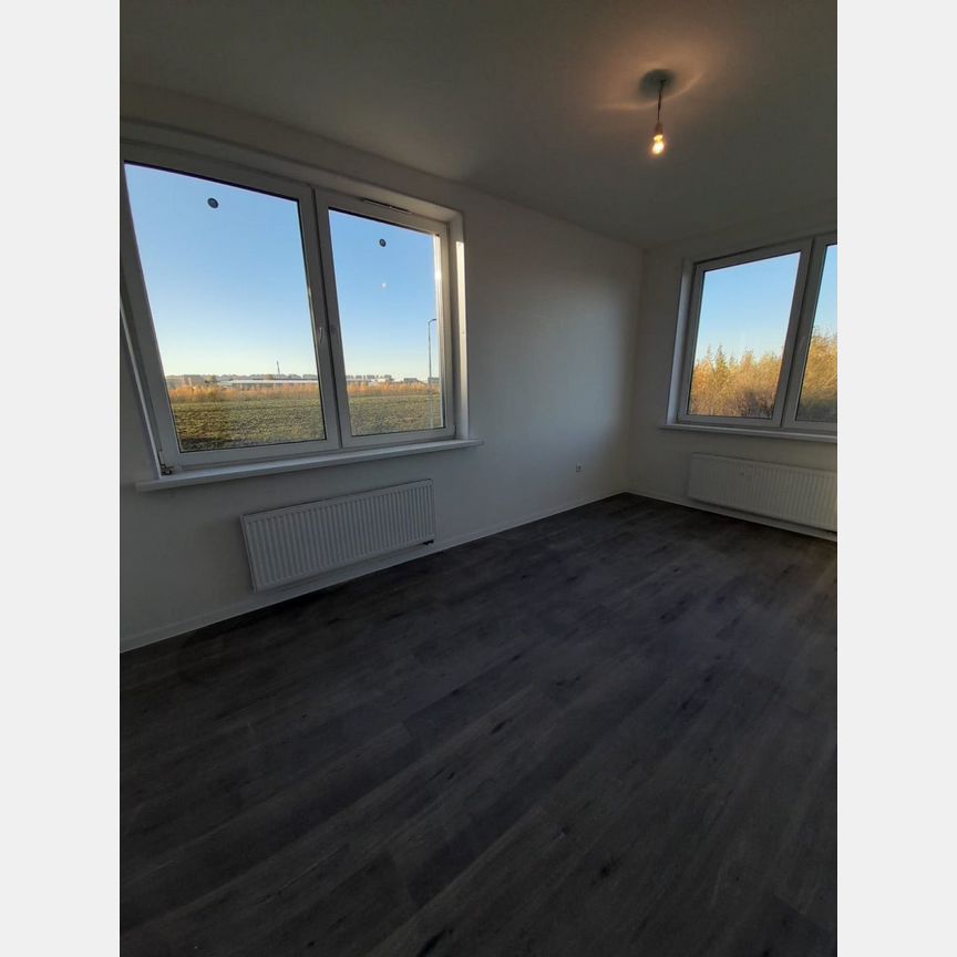 2-к. квартира, 58,4 м², 2/21 эт.