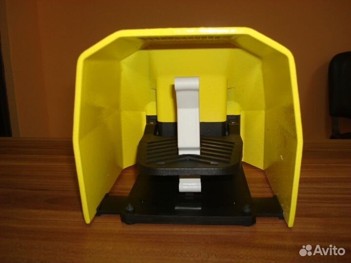 Педали электрические (новые) - (аналог пэ-1М)