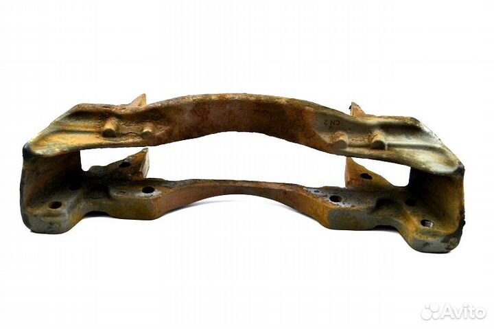 Скоба суппорта переднего моста, левая mercedes-ben