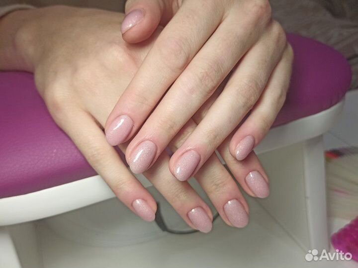 Маникюр и педикюр