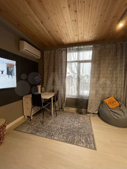 Квартира-студия, 42 м², 6/6 эт.