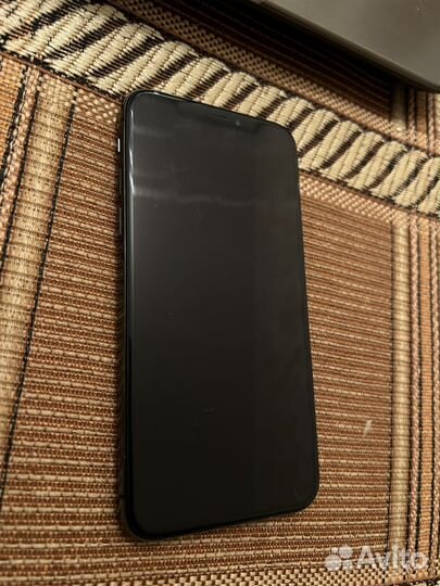 iPhone X, 64 ГБ