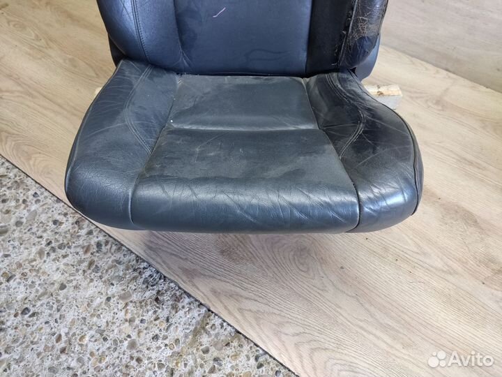 Сидение переднее левое, Volvo 960