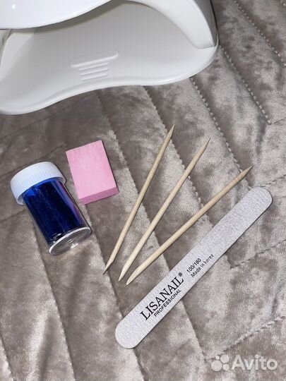 Лампа для маникюра новая+фрезы новые