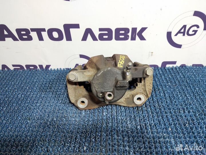 Суппорт Toyota RAV4