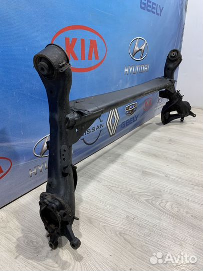 Балка подвески зад Kia RIO 3