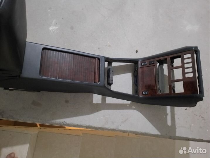 Подлокотник Мерседес w140