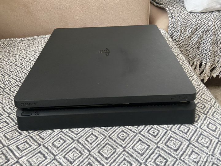 Sony playstation 4 slim 1tb
