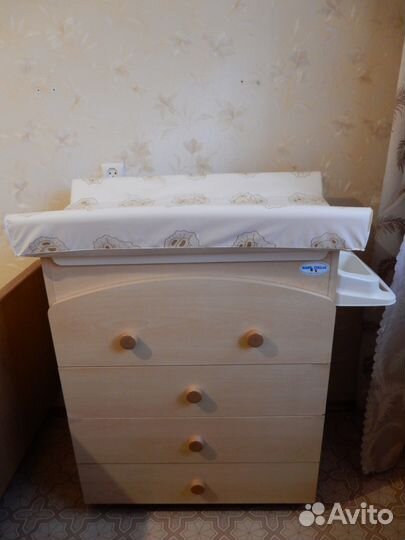 Пеленальный комод с ванночкой Baby Italia