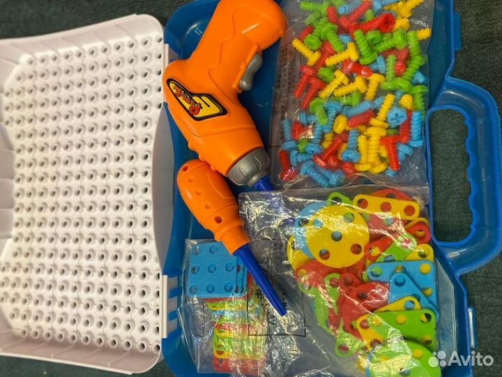 Конструктор в чемодане