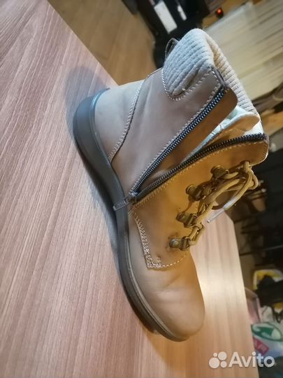 Ботинки женские