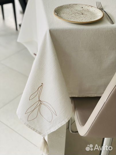 Скатерти салфетки хлопок/лён/вышивка/кисти