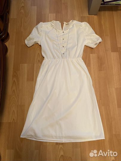 Винтажное белое платье