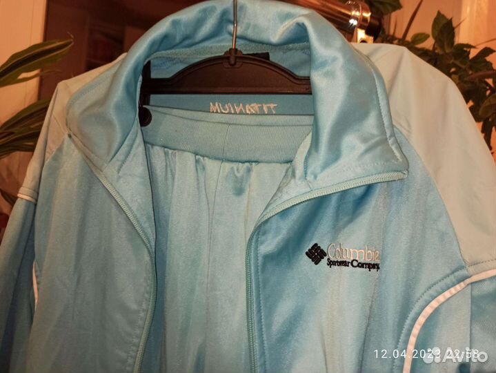 Спортивный костюм женский 48- 50 р