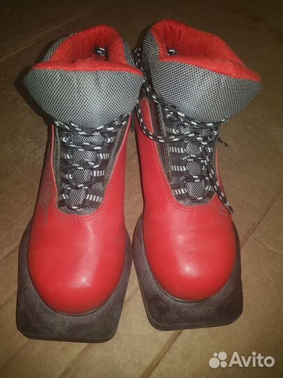 Ботинки для лыж под старого типа крепления