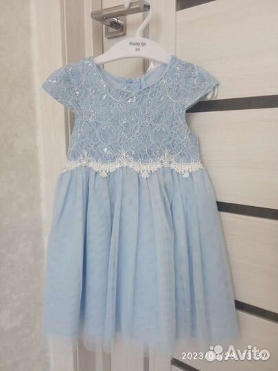 Платье праздничное