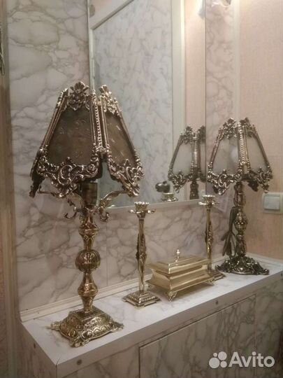 Лампа настольная